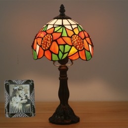 Tiffany bordslampa på 18 cm...