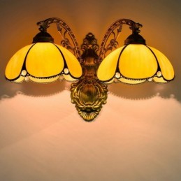 Vägglampa i Tiffany-Stil...