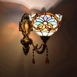 Vägglampa i Tiffany-Stil...