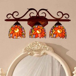 Vägglampa i Tiffany-Stil...