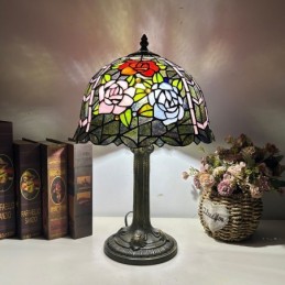 Lampa i Tiffany-Stil med...