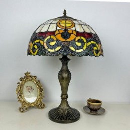 Bordslampa i Tiffany-Stil...